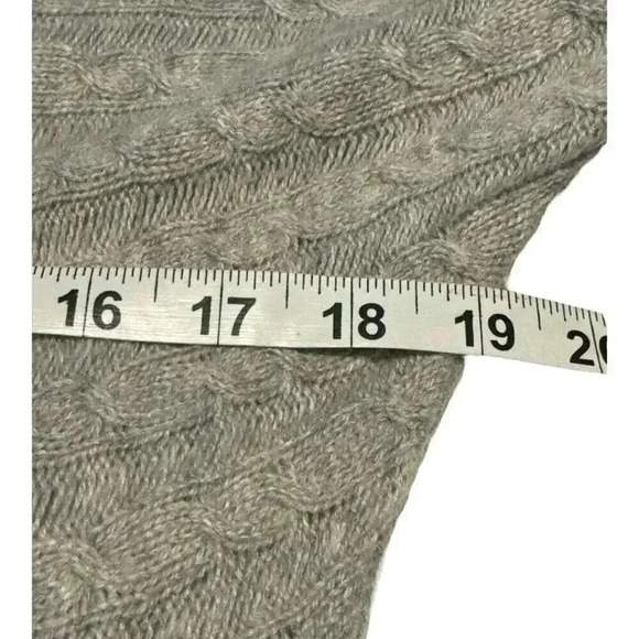 American Eagle Outfitters‎ Size Medium Gray Lightweight Pointelle Dolman Sweater - Picture 5 of 7